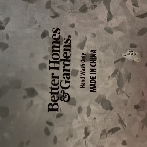 BETTER HOMES & GARDENS HEAVY - DUTY GALVANIZED BASKET. - Picture 5 of 5